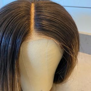 Lilly’s Hair Official Wig! Dark brown wig with highlights